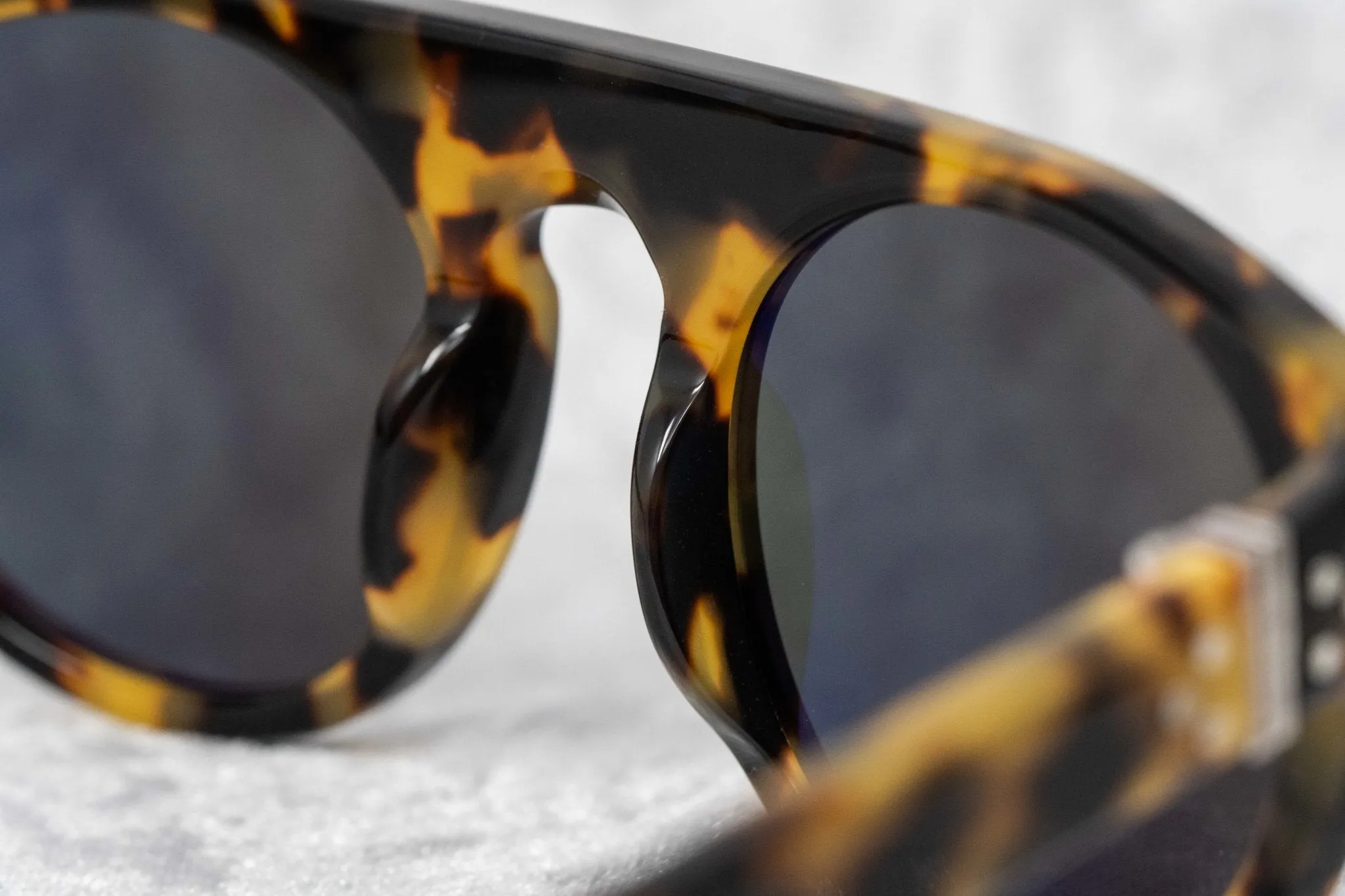Ann Demeulemeester Men's Sunglasses Flat Top Tortoise Shell and Grey AD10C2SUN