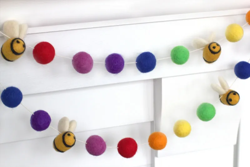Bumble Bee Felt Garland- Rainbow