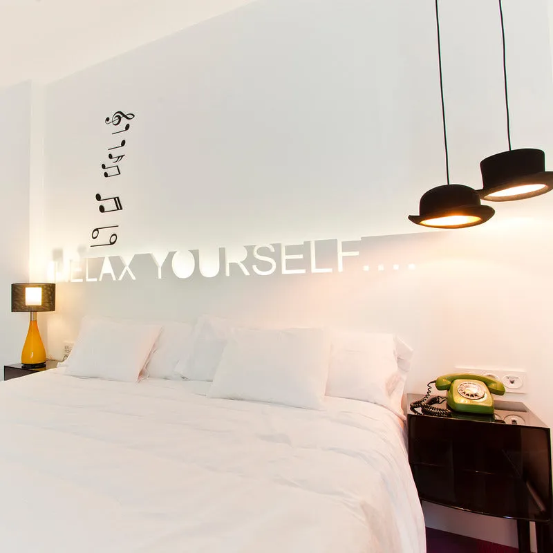 Jeeves Pendant Light