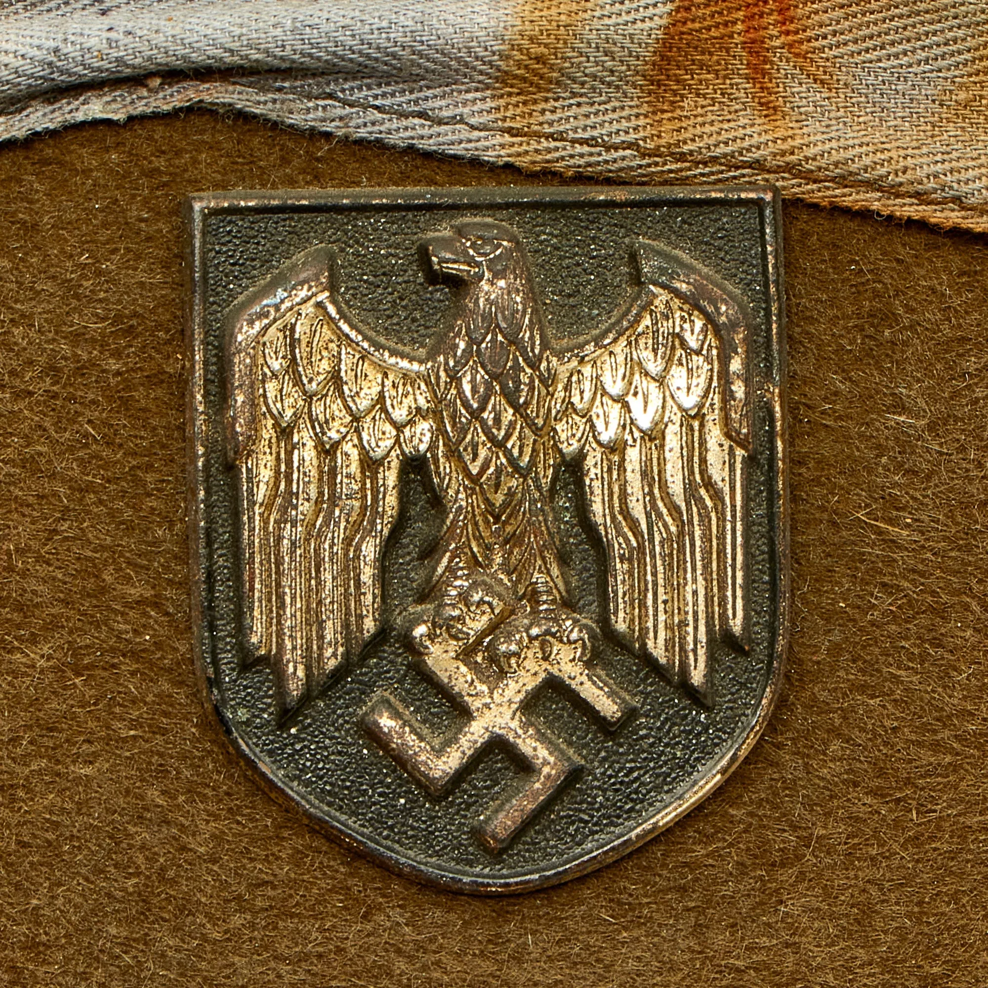Original German WWII 1942 dated 2nd Model Afrikakorps DAK Sun Helmet by JTA with Badges & Ultrasin Goggles - size 56