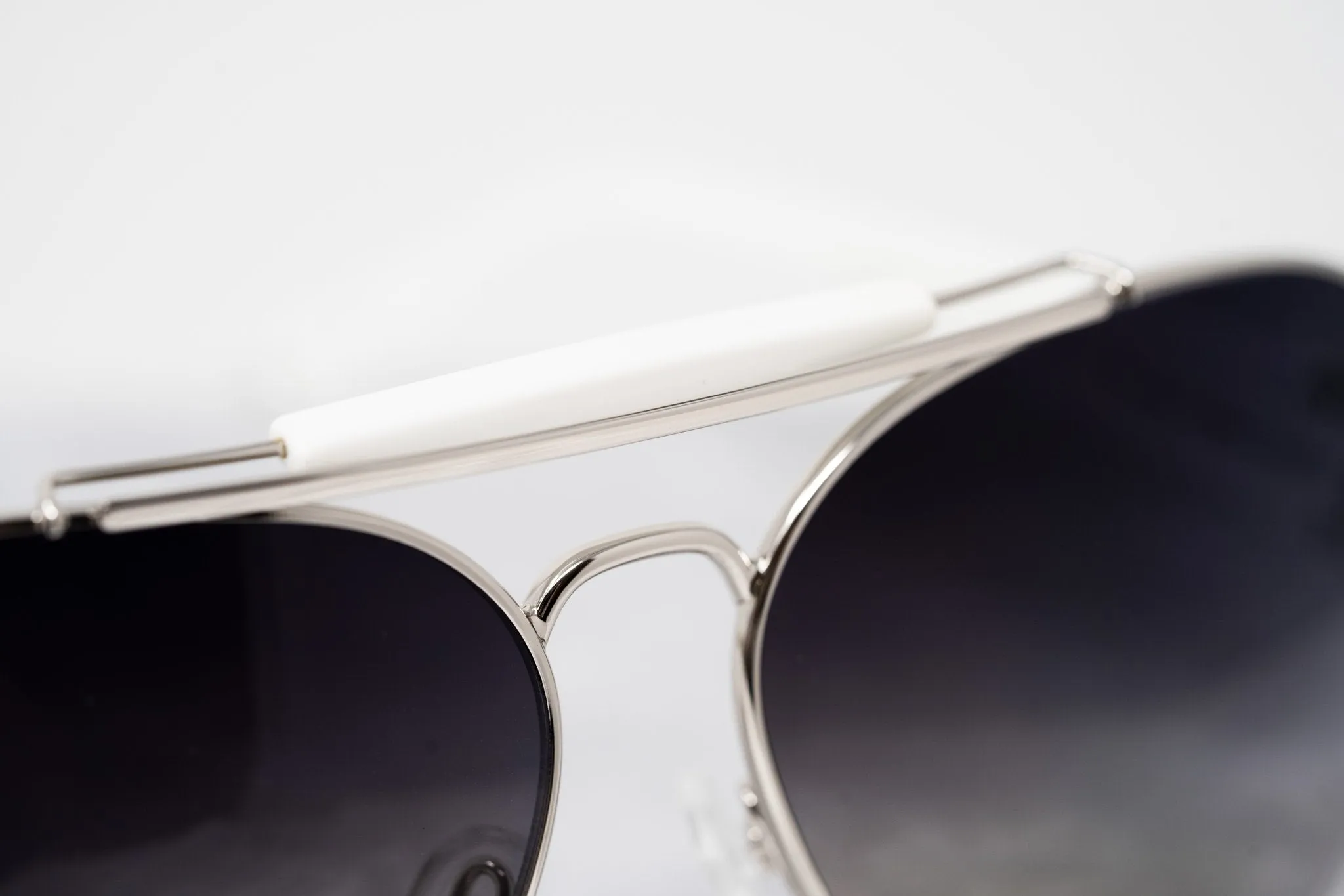 Oscar De La Renta Sunglasses Oversized Silver and Dark Grey
